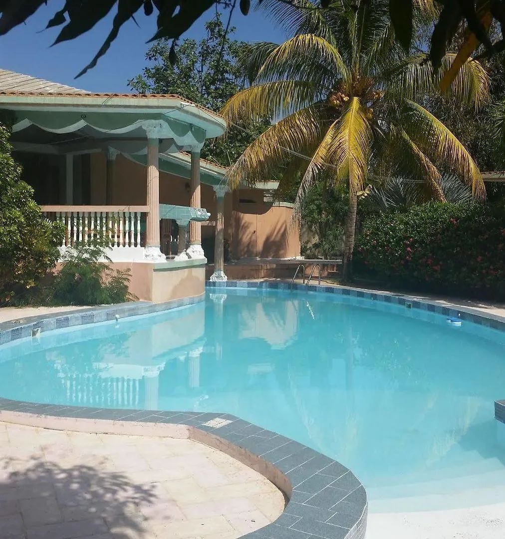 Mirebalais Wozo Plaza Hotel