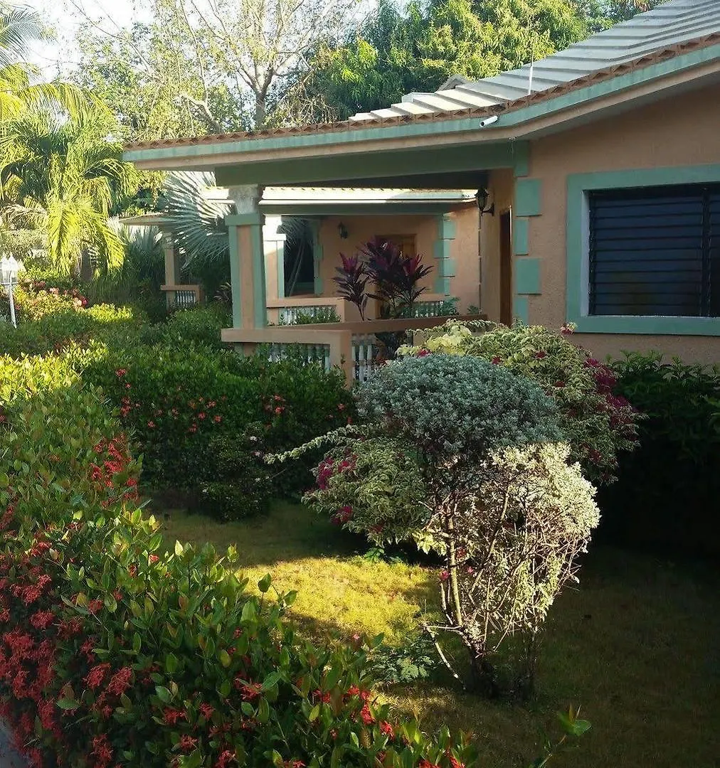 Mirebalais Wozo Plaza Hotel